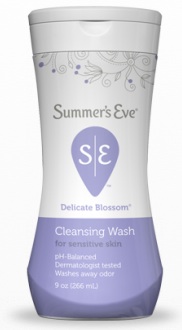 Picture of Summer's Eve Feminine Wash in "Delicate Blossom" for Sensitve Skin